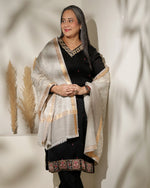 Load image into Gallery viewer, Monochrome Maze